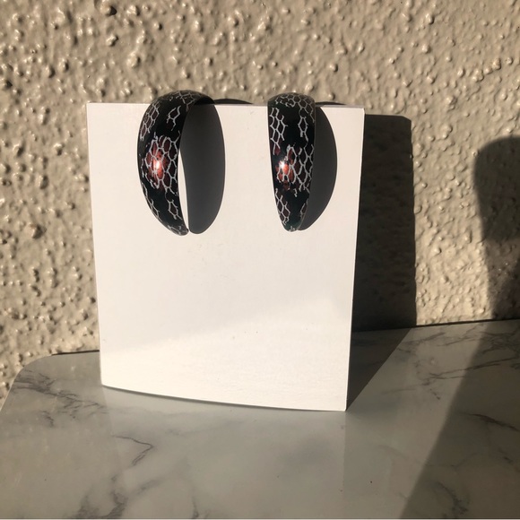 Snakeskin Look Hoop Earrings in a Bronze Color with White - Picture 3 of 3